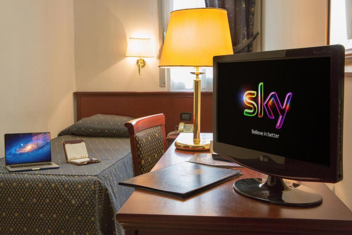 Hotel Leonardo Brescia Zewnętrze zdjęcie