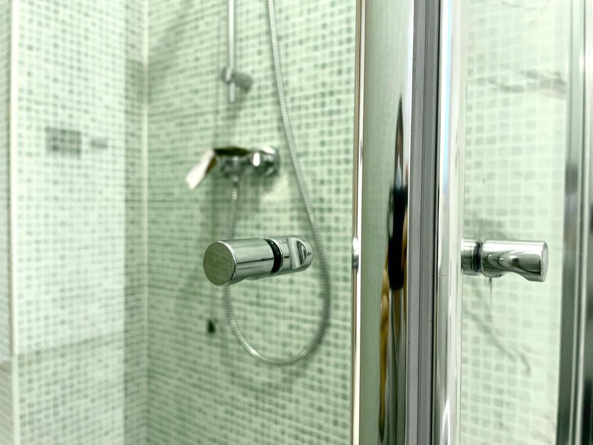 Hotel Leonardo Brescia Zewnętrze zdjęcie