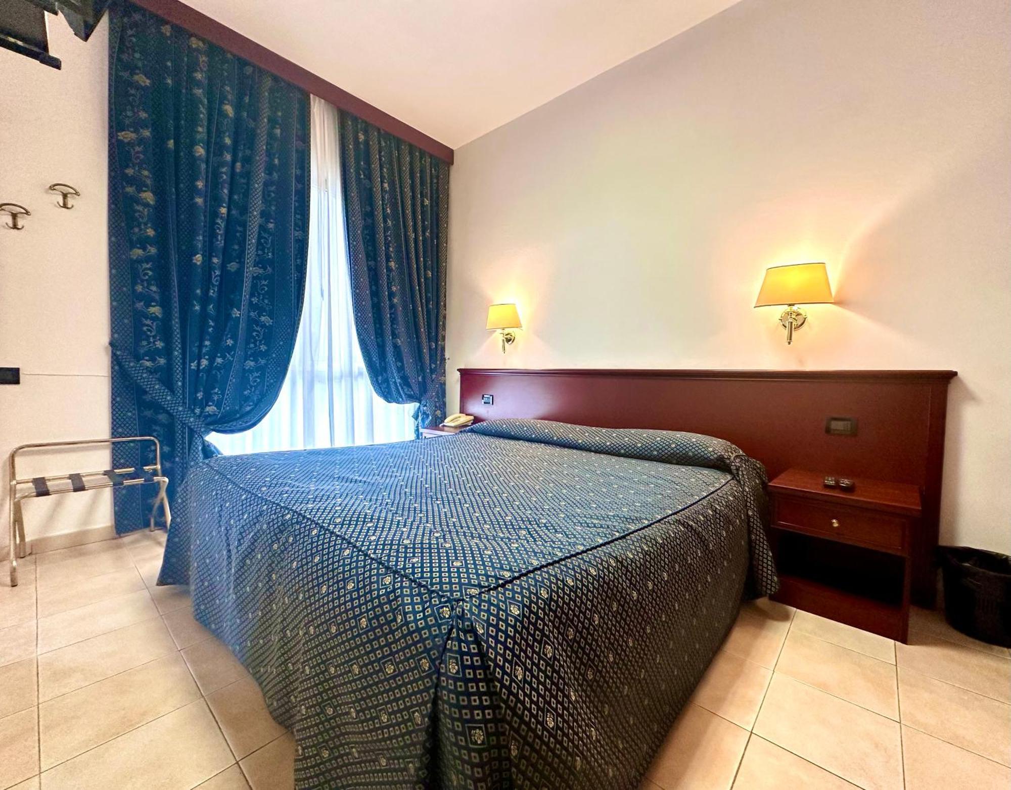Hotel Leonardo Brescia Zewnętrze zdjęcie